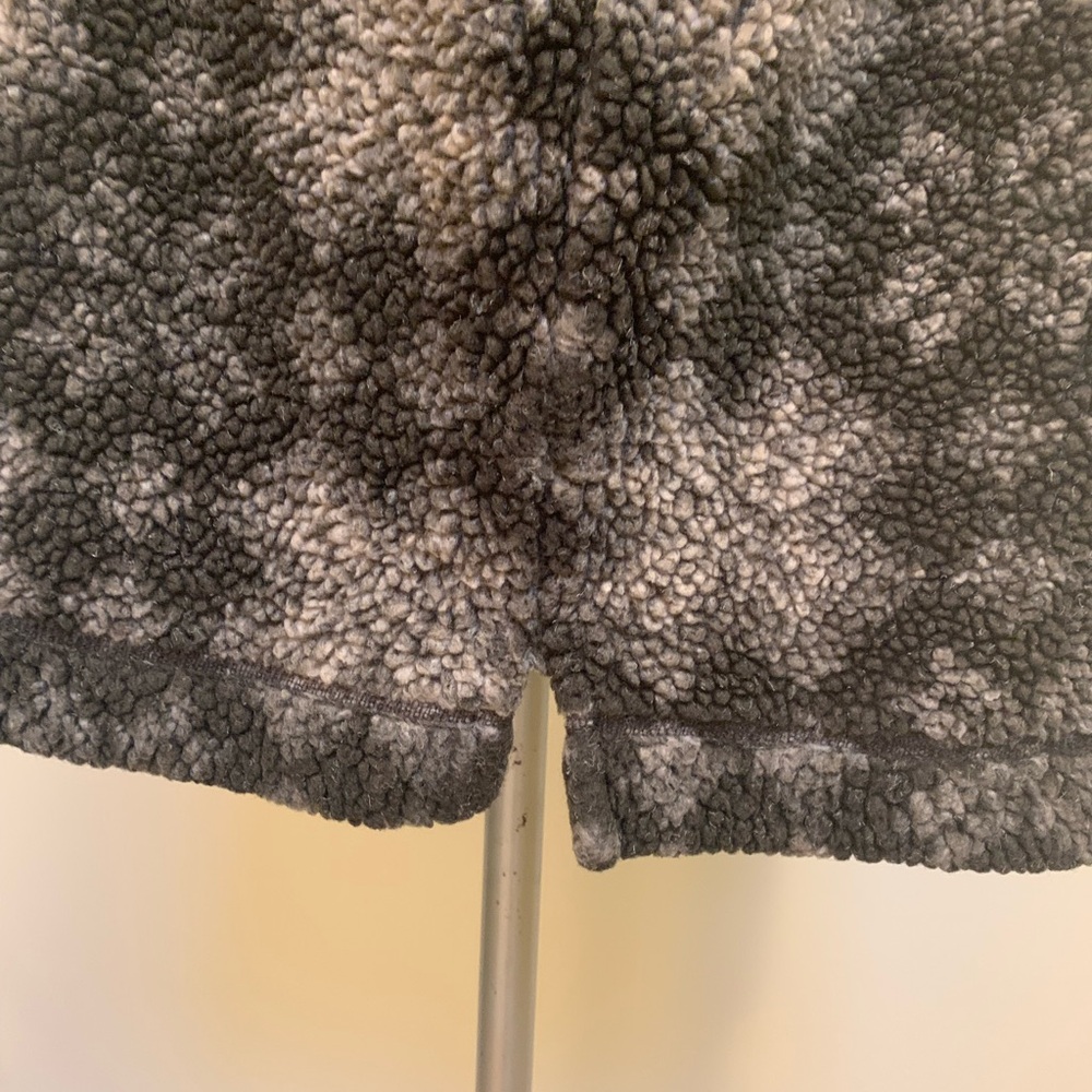 LL Bean Vintage Pullover Fleece-Gray Snowflake-Partial Button Close-XL - Picture 6 of 7